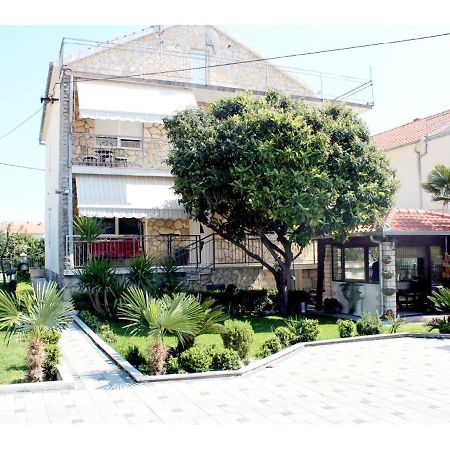 Apartments Robert Kaštela المظهر الخارجي الصورة