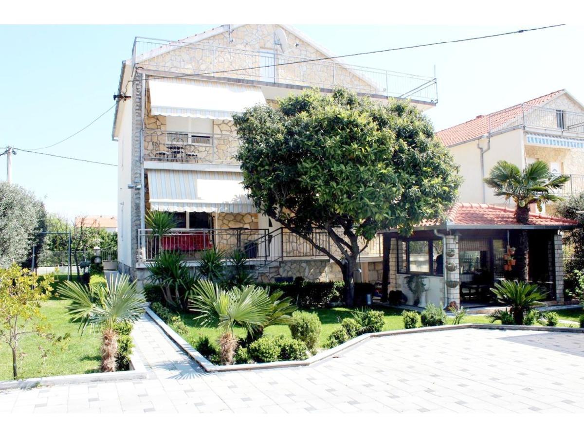 Apartments Robert Kaštela المظهر الخارجي الصورة