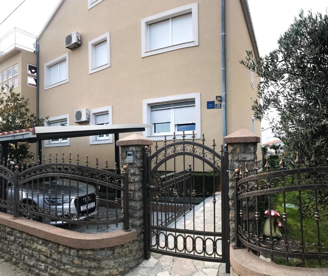 Apartments Robert Kaštela المظهر الخارجي الصورة