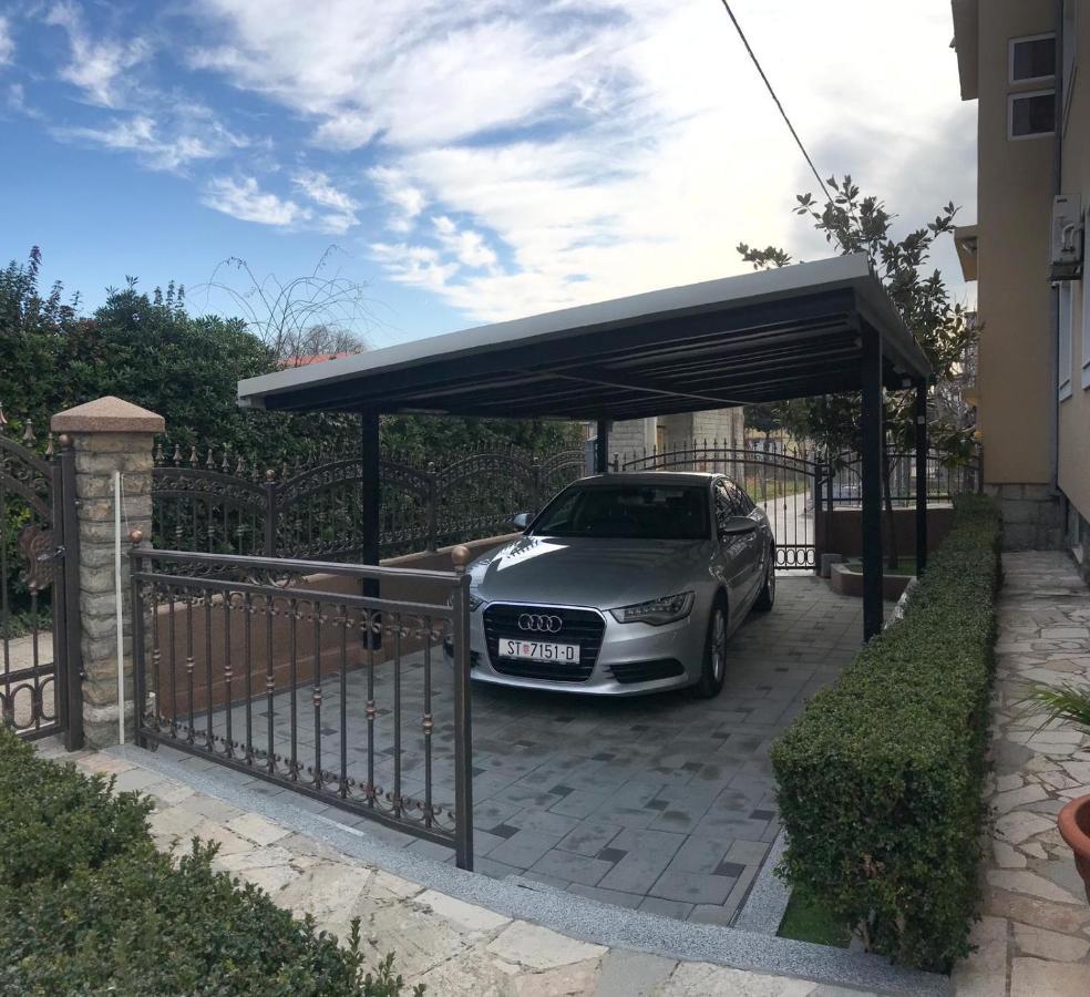 Apartments Robert Kaštela المظهر الخارجي الصورة