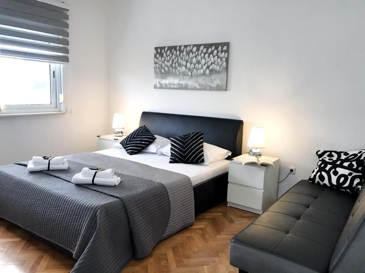 Apartments Robert Kaštela المظهر الخارجي الصورة