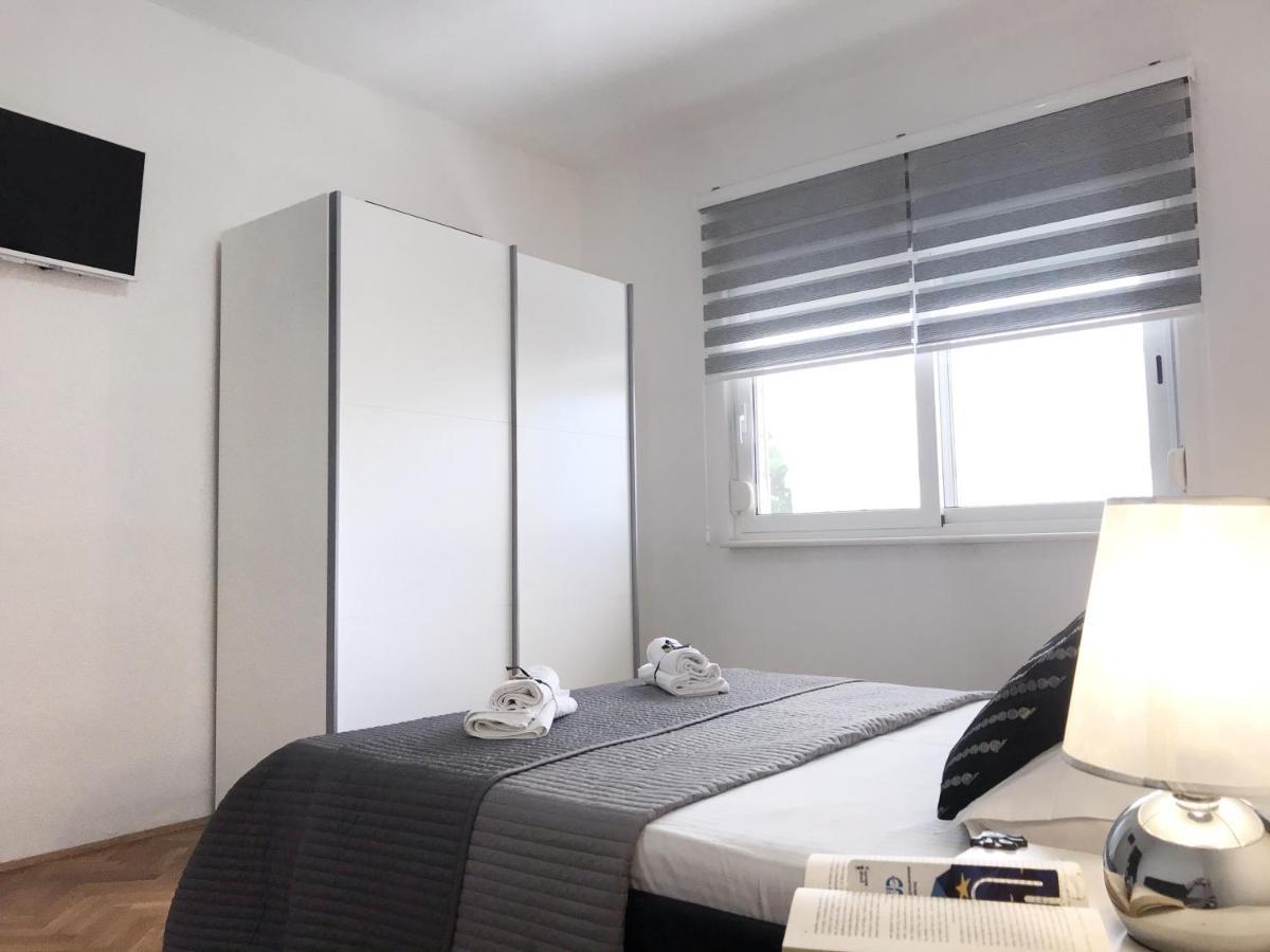Apartments Robert Kaštela المظهر الخارجي الصورة